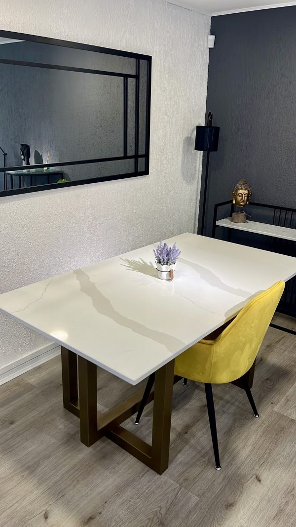 Mesa De Comedor BM401 Estilo Moderno / Fabricación Bukur - Imagen 3